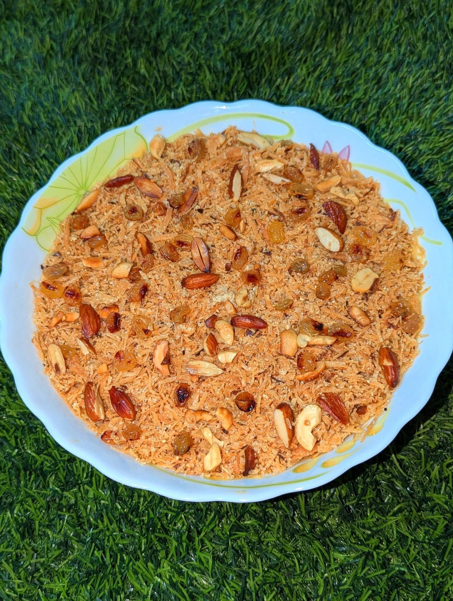 ঘীয়ে ভাজা লাচ্ছা সেমাই